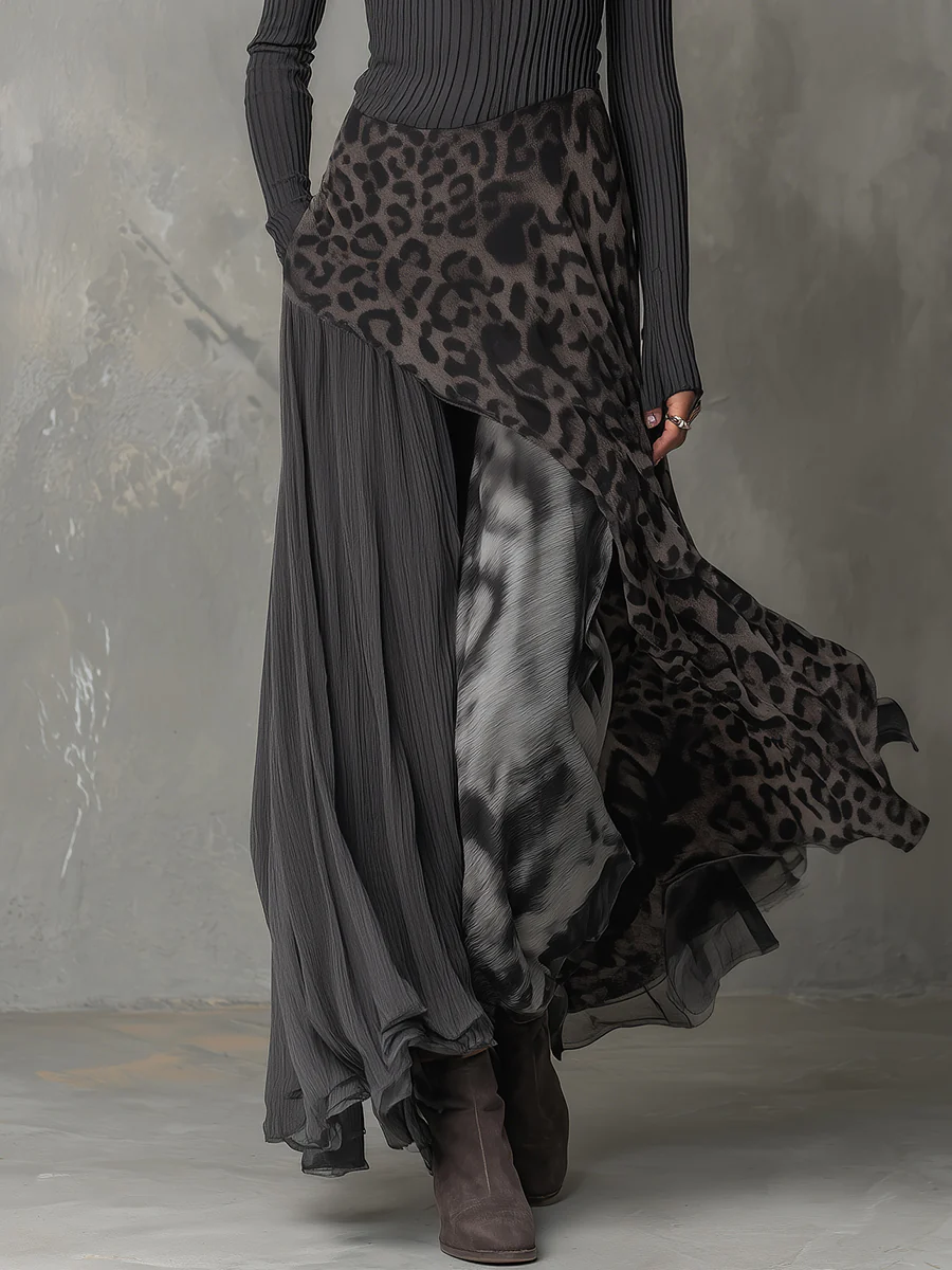 Vestido largo gris de canalé y estampado de leopardo con bajo asimétrico - Imagen 4