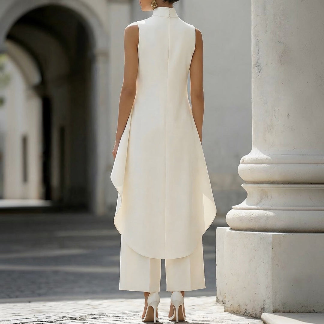 Valentina | Mono elegante con cuerpo drapeado y cuello alto