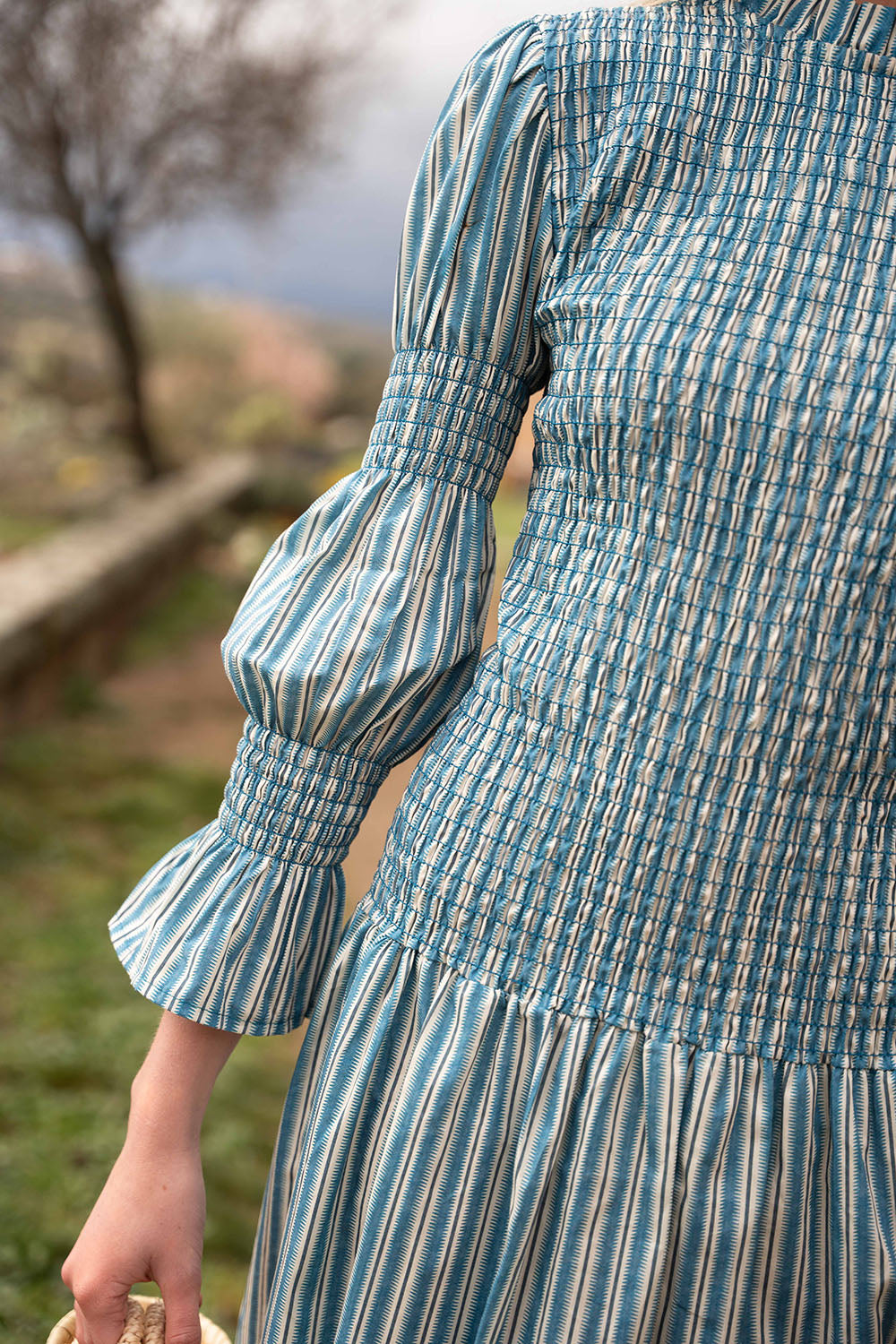 Vestido midi de algodón con nido de abeja | Chloe