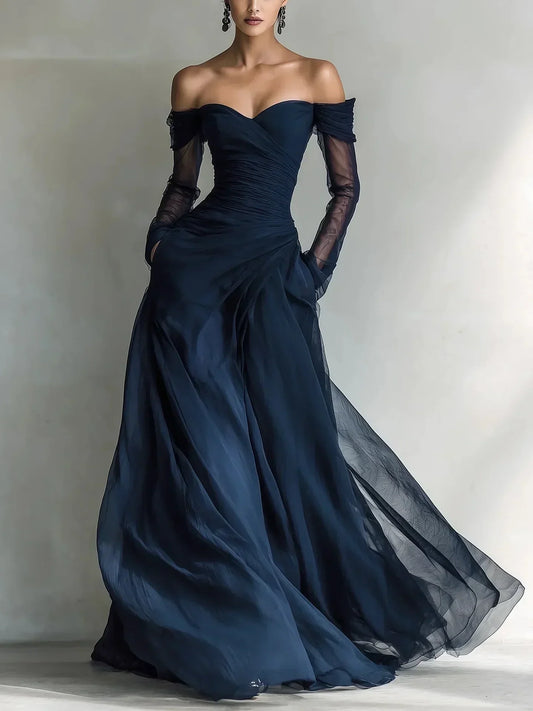 Éléonore | Vestido largo con hombros descubiertos e inserciones de malla