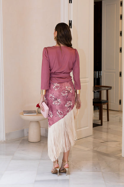Conjunto de Blusa + falda de flecos rosa empolvado